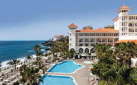 Madeira Riu Palace